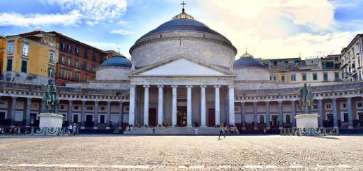 Piazza plebiscito