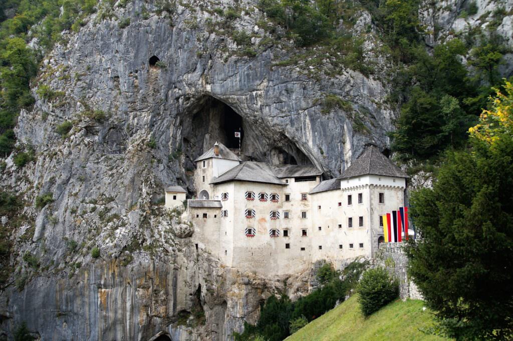 Castello di Predjama